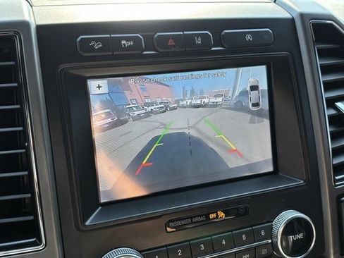 Used 2018 Ford Expedition XLT w/ Equipment Group 202A image 30