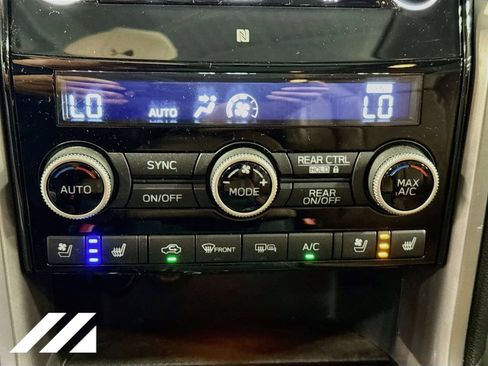 Used 2022 Subaru Ascent Touring AWD/4WD image 17