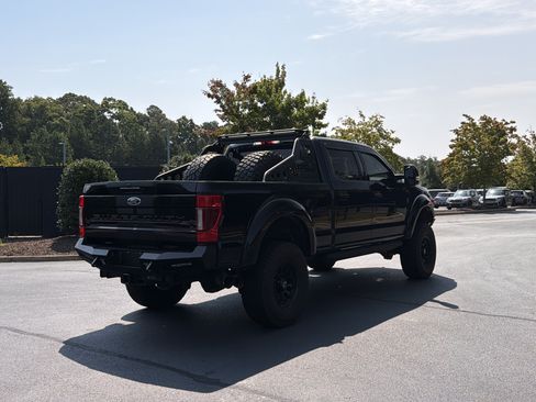 Used 2021 Ford F250 Lariat w/ Lariat Ultimate Package AWD/4WD image 3