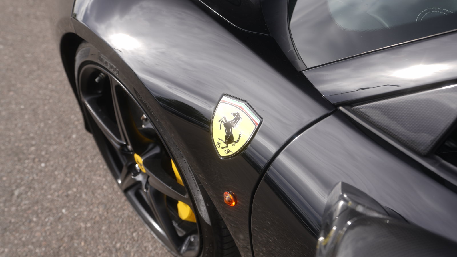 Used 2014 Ferrari 458 Spider RWD image 10