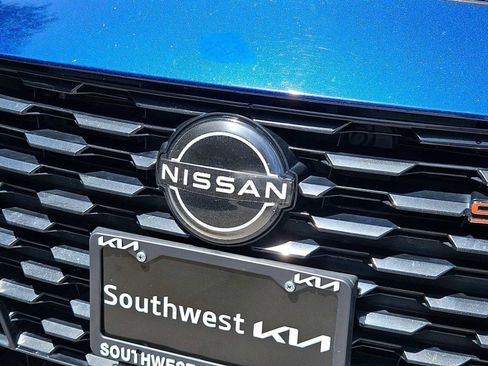 Used 2023 Nissan Altima 2.5 SR FWD image 10