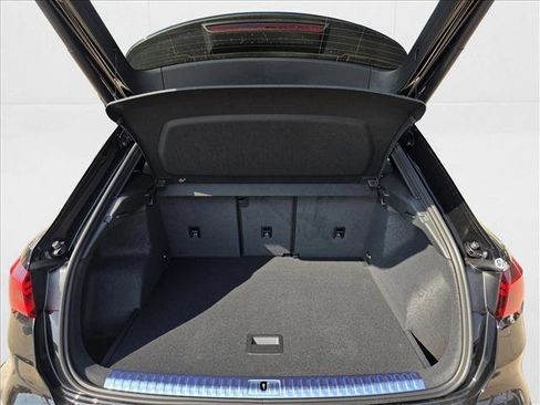 New 2025 Audi Q3 2.0T Premium image 24