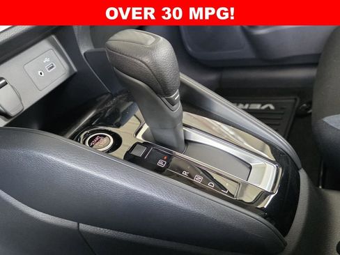 New 2025 Nissan Versa SV w/ Trunk Package FWD image 17