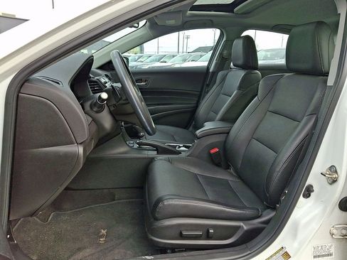 Used 2017 Acura ILX w/ Premium Package image 13