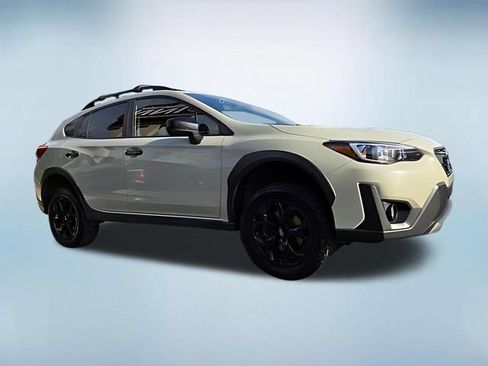 Used 2023 Subaru Crosstrek 2.0i Premium w/ Special Edition AWD/4WD image 2