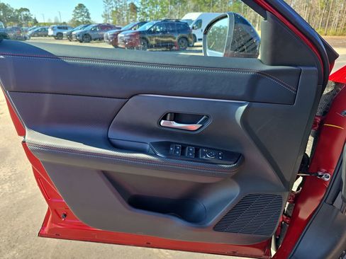 New 2026 Nissan Kicks SR w/ SR Premium Package image 28