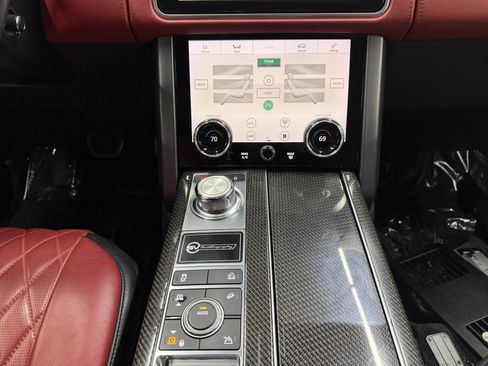 Used 2019 Land Rover Range Rover SV Autobiography Dynamic image 13