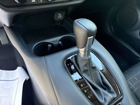 Certified 2024 Honda HR-V LX image 16