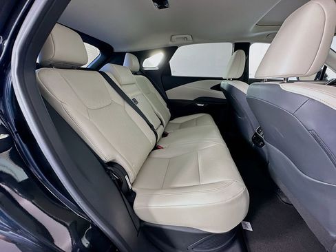 Used 2024 Lexus RX 350h image 27