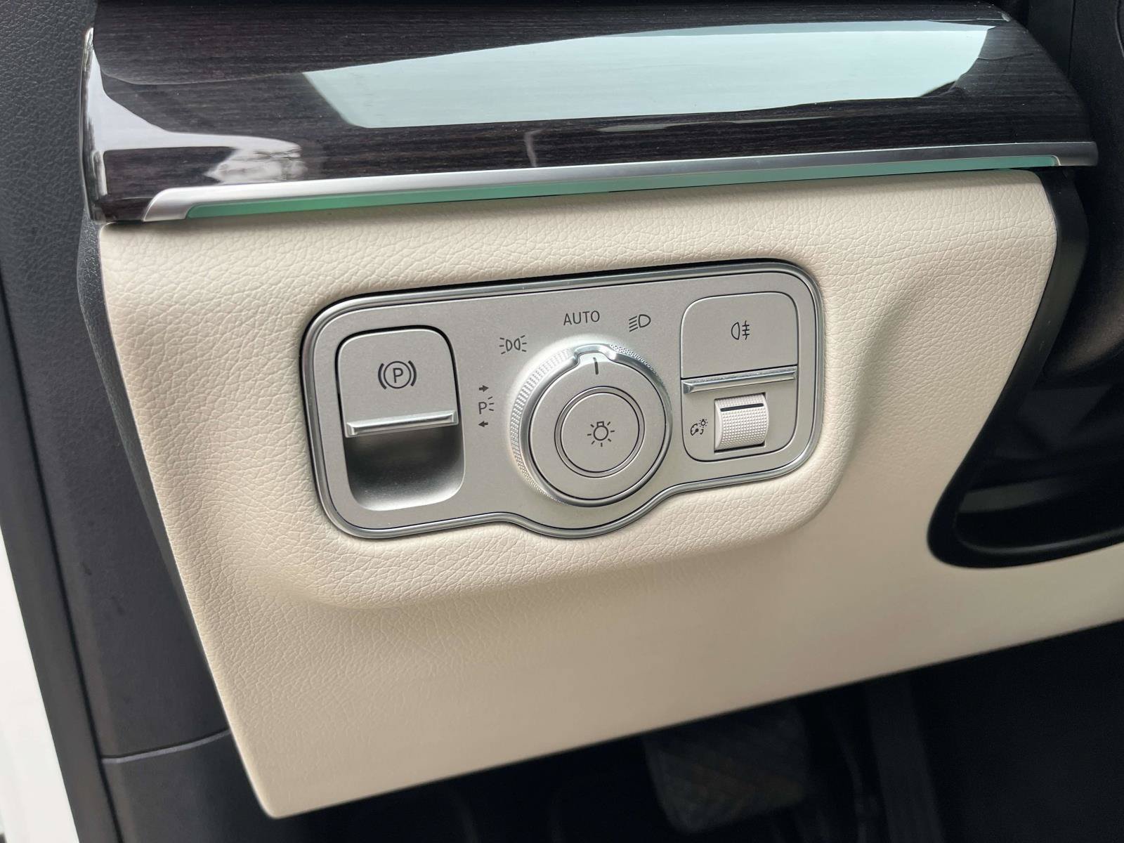 Certified 2022 Mercedes-Benz GLE 350 4MATIC image 21