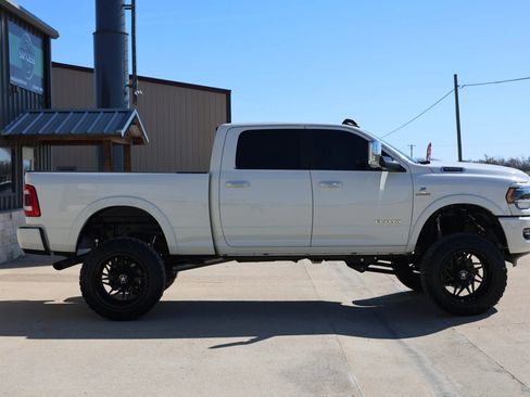 Used 2022 RAM 2500 Laramie image 2