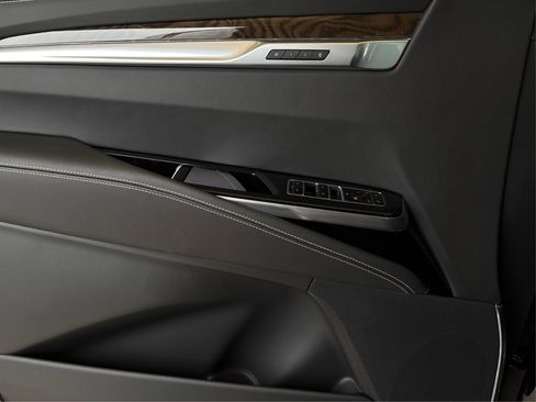 New 2026 Cadillac Escalade Platinum Sport w/ LPO, ONYX Package image 21