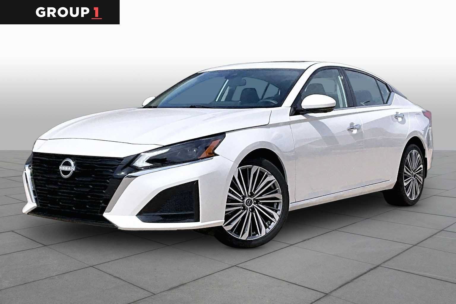 Certified 2025 Nissan Altima 2.5 SL AWD/4WD image 1