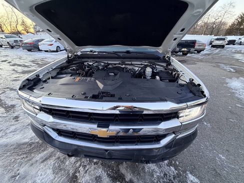 Used 2017 Chevrolet Silverado 1500 W/T w/ Trailering Package image 22