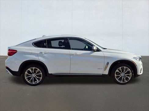 Used 2019 BMW X6 sDrive35i w/ Premium Package RWD image 4