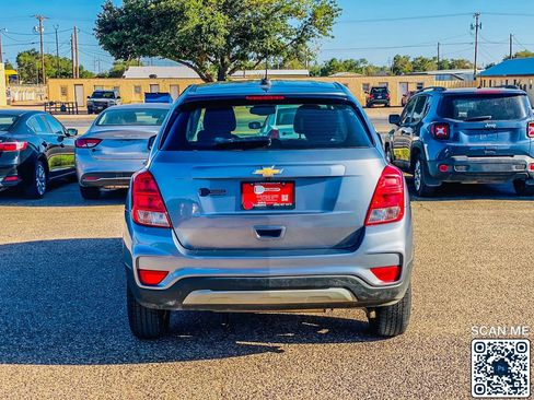Used 2020 Chevrolet Trax LS image 6