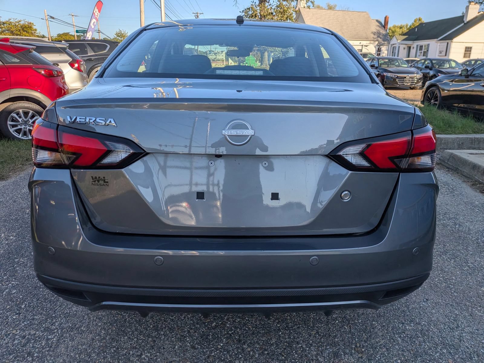 Used 2024 Nissan Versa S FWD image 4