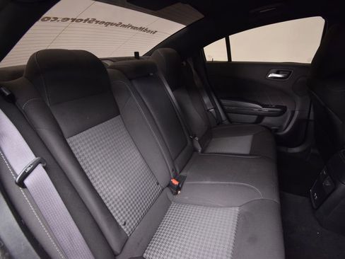 Used 2021 Dodge Charger R/T w/ Harman/Kardon Audio Group image 23