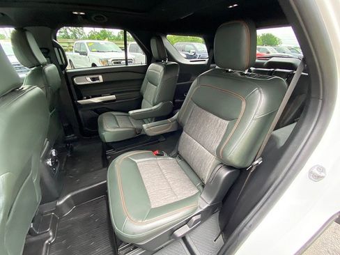 Used 2023 Ford Explorer Timberline w/ Timberline Technology Package AWD/4WD image 34