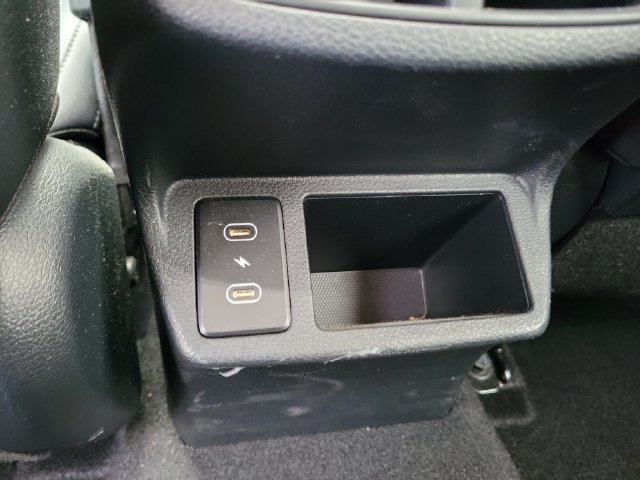Used 2024 Kia Seltos EX AWD/4WD image 17