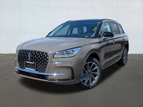 New 2025 Lincoln Corsair Grand Touring w/ Rear Removable Package Tray image 1