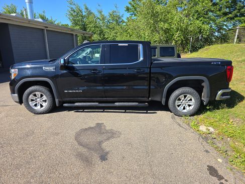 Used 2021 GMC Sierra 1500 SLE AWD/4WD image 3