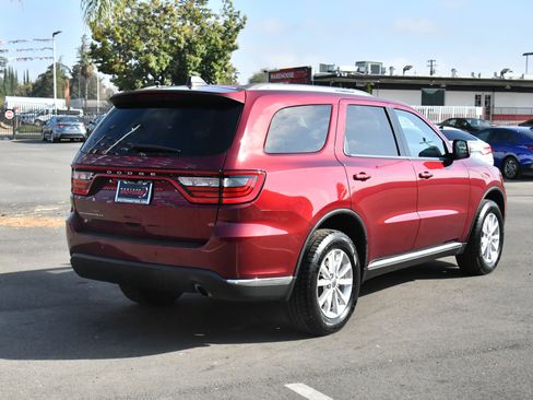Used 2022 Dodge Durango SXT image 8