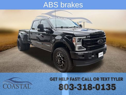 Used 2022 Ford F350 Platinum w/ FX4 Off-Road Package image 3