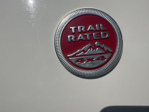 Used 2018 Jeep Compass Trailhawk AWD/4WD image 31