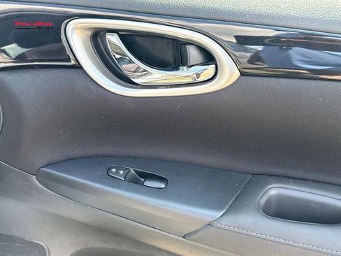 Used 2017 Nissan Sentra SV FWD image 14