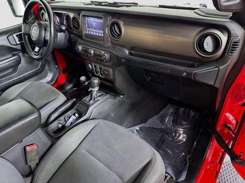 Used 2018 Jeep Wrangler Unlimited Sport S image 29