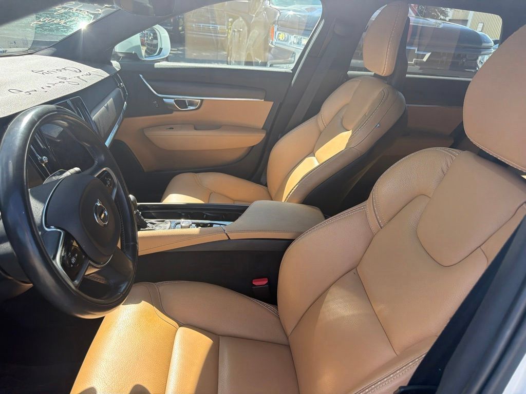 Used 2018 Volvo V90 T5 Cross Country w/ Convenience Package AWD/4WD image 25