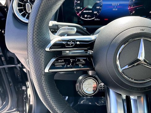 Used 2025 Mercedes-Benz GLB 35 AMG 4MATIC image 46