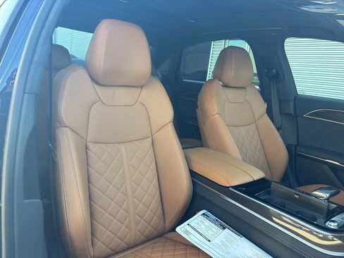 New 2025 Audi S8 image 16