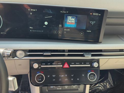 Certified 2025 Hyundai Tucson SEL image 14