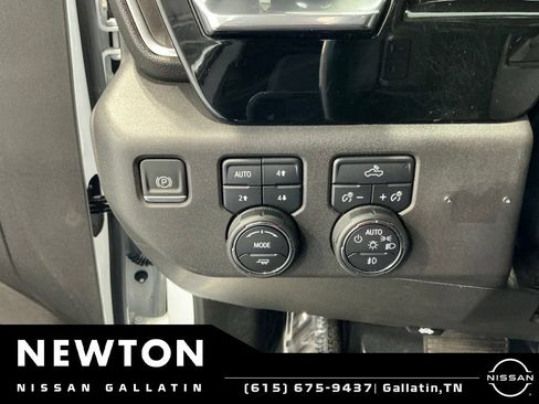 Used 2023 Chevrolet Silverado 1500 LT Trail Boss w/ Protection Package AWD/4WD image 6