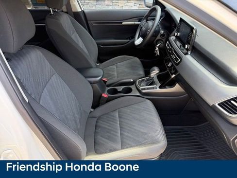 Used 2022 Kia Seltos LX AWD/4WD image 41