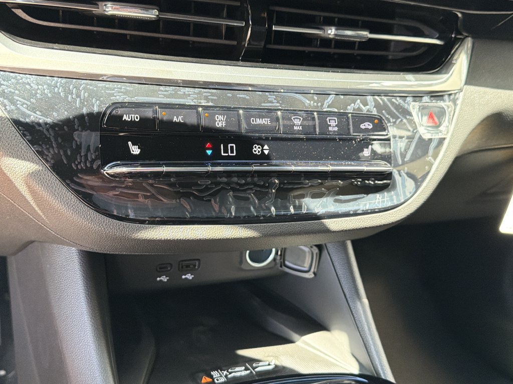 New 2026 Buick Envista Sport Touring FWD image 27