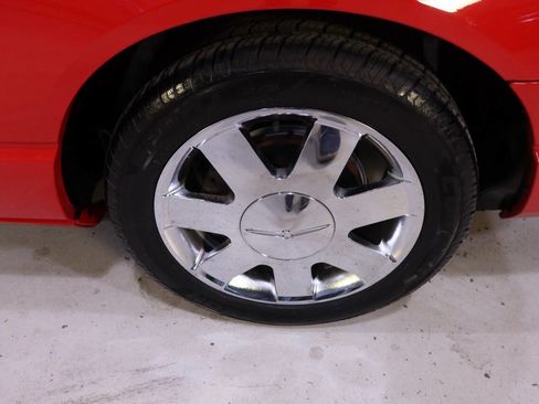 Used 2002 Ford Thunderbird Deluxe image 30