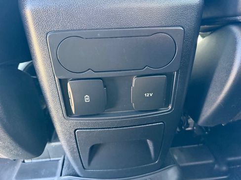 Used 2023 Ford Explorer XLT w/ Equipment Group 202A AWD/4WD image 26