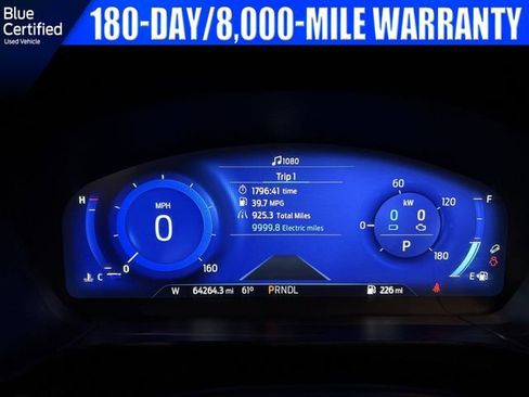 Certified 2020 Ford Escape Titanium w/ Titanium Premium Package 2.0 image 24