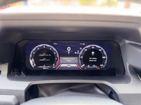 Used 2025 Toyota 4Runner TRD Sport AWD/4WD image 15