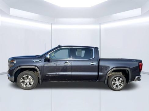 Used 2025 GMC Sierra 1500 SLT AWD/4WD image 11