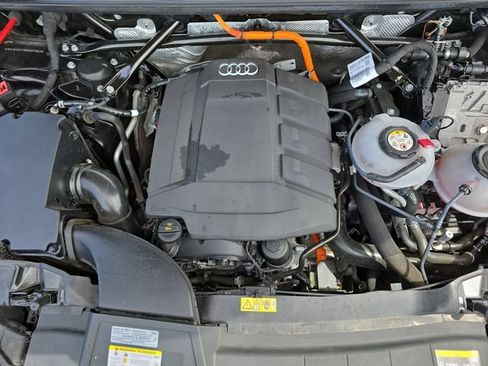 Used 2021 Audi Q5 e Premium Plus w/ Premium Plus Package AWD/4WD image 34