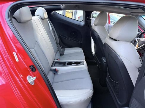 Used 2014 Hyundai Veloster w/ Technology Package 03 FWD image 17