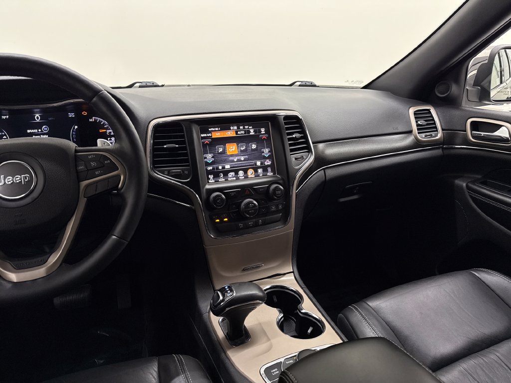 Used 2015 Jeep Grand Cherokee Limited AWD/4WD image 19
