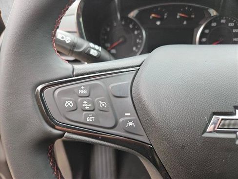 Used 2023 Chevrolet Equinox RS FWD image 21
