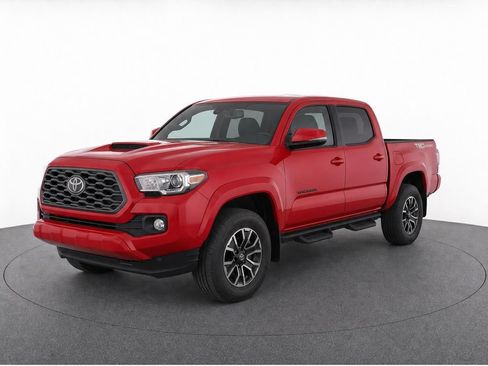 Used 2020 Toyota Tacoma TRD Sport w/ Technology Package RWD image 2