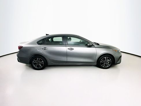 Used 2024 Kia Forte LXS image 10