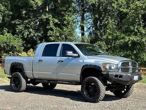 Used 2006 Dodge Ram 2500 Truck SLT AWD/4WD image 1